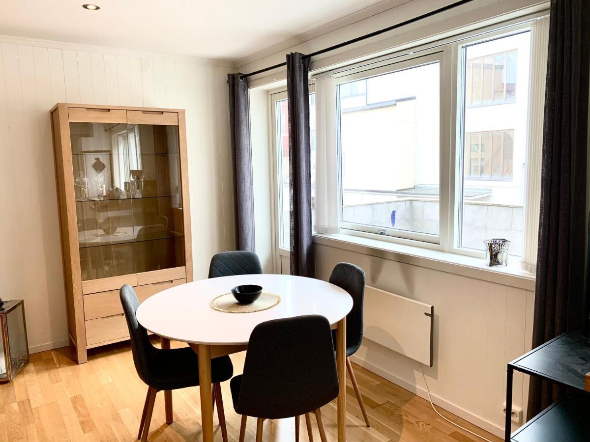 דירות Fin Leilighet, Midt I Hjertet Av Kristiansund. מראה חיצוני תמונה